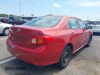 2009 Toyota Corolla z VIN JTDBL40E299070028, wystawiony jako IAAI lot #42684280 z przebiegiem 126 456 mil mil oraz . Historia ofert i sprzedaży dostępna na DreamBid. Obrazek 4.