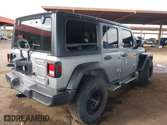 2020 Jeep Wrangler Unlimited Sport S z VIN 1C4HJXDN8LW126929, wystawiony jako IAAI lot #41949281 z przebiegiem 111 085 mil mil oraz . Historia ofert i sprzedaży dostępna na DreamBid. Obrazek 4.