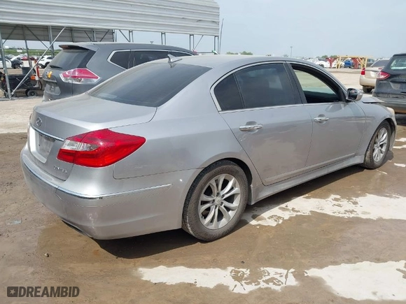 2013 Hyundai Genesis 3.8L with VIN KMHGC4DD5DU233358, listed as a IAAI auction lot 41954695 with 247,464 mi miles. Bid and sale history available at carsss.com. Image 4.