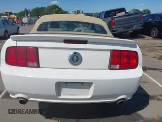 2007 Ford Mustang Deluxe с VIN 1ZVFT84N275365683, выставлен на аукционе IAAI как лот 42335893 с пробегом 141 892 миль миль и . История ставок и продаж доступна на DreamBid. Изображение 16.