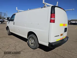 2017 Chevrolet Express Cargo with VIN 1GCWGAFF4H1344461, listed as a IAAI auction lot 42581209 with 191,765 mi miles and . Bid and sale history available at DreamBid. Image 9.