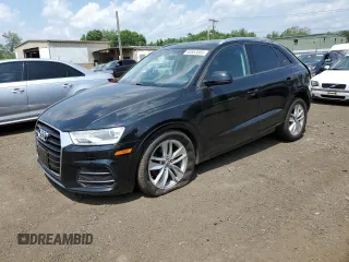 2017 Audi Q3 Premium with VIN WA1ECCFS5HR001511, listed as a Copart auction lot 60853085 with 70,818 mi miles and Salvage title. Bid and sale history available at DreamBid. Image 1.