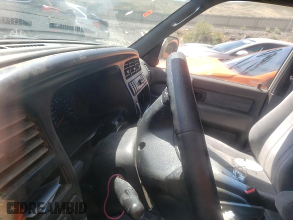 1998 Isuzu Trooper S with VIN JACDJ58X5W7903403, listed as a Copart auction lot 54018505 with Not Provided miles and Clean Title. Bid and sale history available at DreamBid. Image 9.