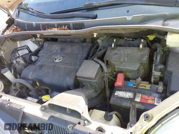 2011 Toyota Sienna XLE AAS with VIN 5TDYK3DC7BS008535, listed as a IAAI auction lot 42589645 with 208,624 mi miles and . Bid and sale history available at DreamBid. Image 10.