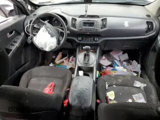 2012 Kia Sportage LX z VIN KNDPB3A20C7217165, wystawiony jako Copart lot #60999525 z przebiegiem 128 231 mil mil oraz Szkoda całkowita • Salvage title. Historia ofert i sprzedaży dostępna na DreamBid. Obrazek 8.