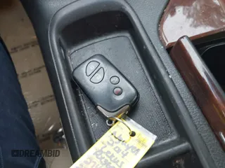 2014 Lexus RX 350 с VIN 2T2ZK1BA3EC136841, выставлен на аукционе IAAI как лот 42325531 с пробегом 200 568 миль миль и . История ставок и продаж доступна на DreamBid. Изображение 11.