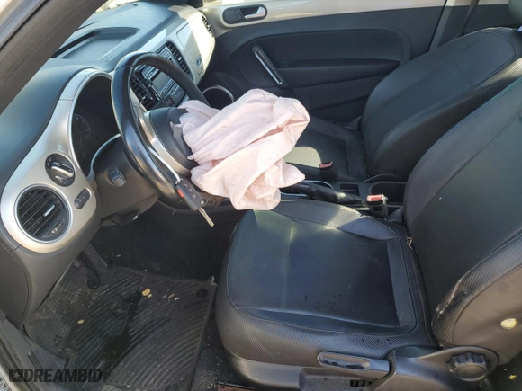 2012 Volkswagen Beetle 2.5L w/Sun/Sound/Nav PZEV with VIN 3VWHP7AT4CM659410, listed as a Copart auction lot 80688104 with 0 mi miles and Salvage Title. Bid and sale history available at carsss.com. Image 7.