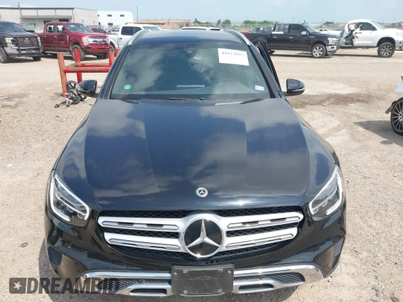 2021 Mercedes-Benz GLC 300 with VIN W1N0G8DB7MF978724, listed as a IAAI auction lot 41923957 with 33,434 mi miles and . Bid and sale history available at DreamBid. Image 12.