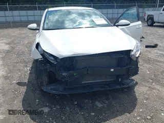 2019 Kia Forte LXS z VIN 3KPF24AD1KE133227, wystawiony jako IAAI lot #42494488 z przebiegiem 67 770 mil mil oraz . Historia ofert i sprzedaży dostępna na DreamBid. Obrazek 6.
