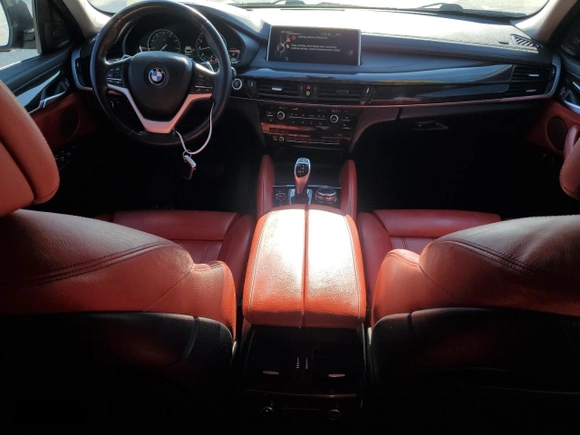 2016 BMW X6 xDrive50i z VIN 5UXKU6C55G0R34428, wystawiony jako Copart lot #46083635 z przebiegiem 138 848 mil mil oraz Czysty tytuł • Clean title. Historia ofert i sprzedaży dostępna na DreamBid. Obrazek 8.