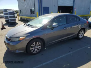 2012 Honda Civic LX z VIN 2HGFB2F53CH324712, wystawiony jako Copart lot #46248345 z przebiegiem 316 459 mil mil oraz Szkoda całkowita • Salvage title. Historia ofert i sprzedaży dostępna na DreamBid. Obrazek 1.