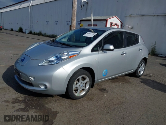 2011 Nissan LEAF SL-e z VIN JN1AZ0CP2BT008771, wystawiony jako IAAI lot #39745384 z przebiegiem 64 758 mil mil oraz . Historia ofert i sprzedaży dostępna na DreamBid. Obrazek 20.
