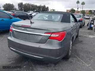 2012 Chrysler 200 Touring with VIN 1C3BCBEB9CN159875, listed as a IAAI auction lot 41523442 with NaN miles. Bid and sale history available at carsss.com. Image 4.