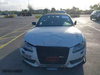 2010 Audi A5 Premium Plus with VIN WAULFAFH4AN020929, listed as a IAAI auction lot 41724217 with 90,881 mi miles. Bid and sale history available at carsss.com. Image 6.