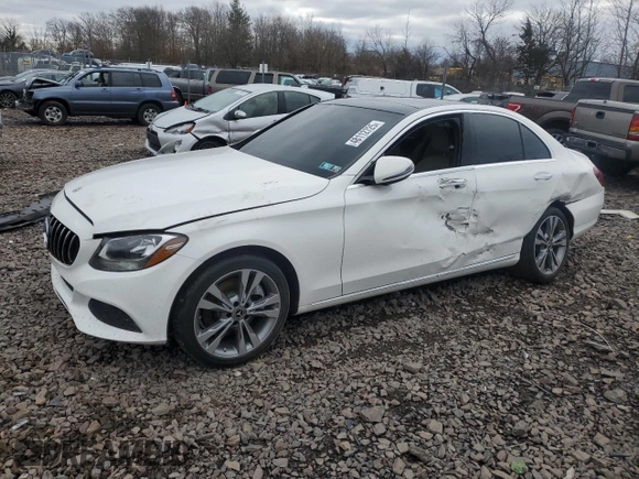 2018 Mercedes-Benz C 300 с VIN 55SWF4KB5JU258448, выставлен на аукционе Copart как лот 48112725 с пробегом 72 610 миль миль и Списание • Salvage title. История ставок и продаж доступна на DreamBid. Изображение 1.