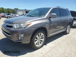 2011 Toyota Highlander Hybrid Limited with VIN JTEDC3EH6B2001214, listed as a Copart auction lot 61385054 with 0 mi miles and Salvage Title. Bid and sale history available at carsss.com. Image 1.