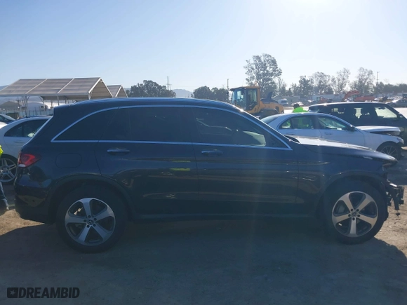 2022 Mercedes-Benz GLC with VIN W1N0G8DB4NG054477, listed as a IAAI auction lot 41756396 with 35,448 mi miles. Bid and sale history available at carsss.com. Image 14.