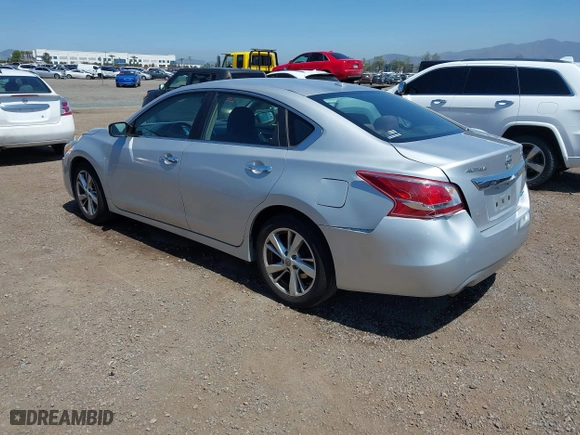 2013 Nissan Altima 2.5 SL with VIN 1N4AL3AP2DN533037, listed as a IAAI auction lot 41985866 with 106,806 mi miles. Bid and sale history available at carsss.com. Image 3.