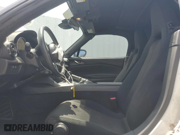 2021 Mazda MX-5 Miata Sport with VIN JM1NDAB74M0452596, listed as a Copart auction lot 60275585 with 21,839 mi miles and Clean title. Bid and sale history available at DreamBid. Image 7.