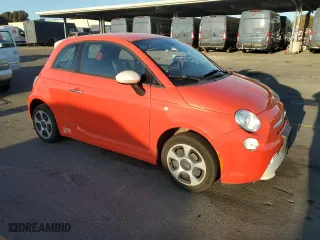 2015 FIAT 500e with VIN 3C3CFFGE8FT503243, listed as a Copart auction lot 80165404 with 69,114 mi miles and Clean Title. Bid and sale history available at carsss.com. Image 4.