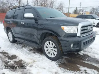 2017 Toyota Sequoia Platinum with VIN 5TDDW5G14HS147717, listed as a IAAI auction lot 41639548 with 124,884 mi miles and . Bid and sale history available at DreamBid. Image 1.