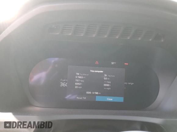 2024 Volvo XC90 Plus with VIN YV4H60LE0R1176317, listed as a Copart auction lot 68384344 with 5,788 mi miles and Salvage Title. Bid and sale history available at DreamBid. Image 9.