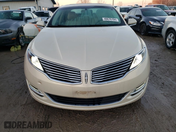 2016 Lincoln MKZ with VIN 3LN6L2GK6GR606154, listed as a Copart auction lot 40676704 with 56,996 mi miles and Salvage Title. Bid and sale history available at carsss.com. Image 5.