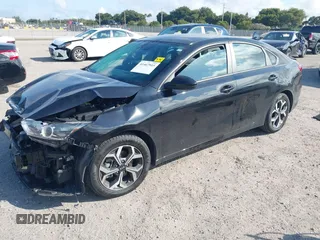 2021 Kia Forte FE z VIN 3KPF24AD6ME390032, wystawiony jako IAAI lot #41467915 z przebiegiem 43 654 mil mil oraz . Historia ofert i sprzedaży dostępna na DreamBid. Obrazek 2.