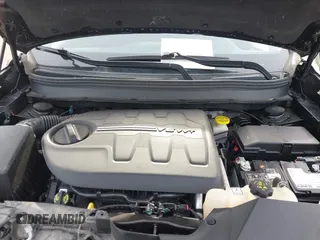 2019 Jeep Cherokee Trailhawk Elite with VIN 1C4PJMBX0KD395421, listed as a IAAI auction lot 41265048 with 70,070 mi miles. Bid and sale history available at carsss.com. Image 10.