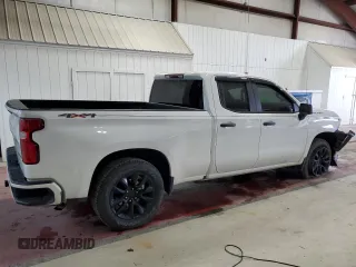 2019 Chevrolet Silverado 1500 Custom with VIN 1GCRYBEH8KZ404690, listed as a Copart auction lot 79660354 with 84,269 mi miles and Salvage Title. Bid and sale history available at DreamBid. Image 3.