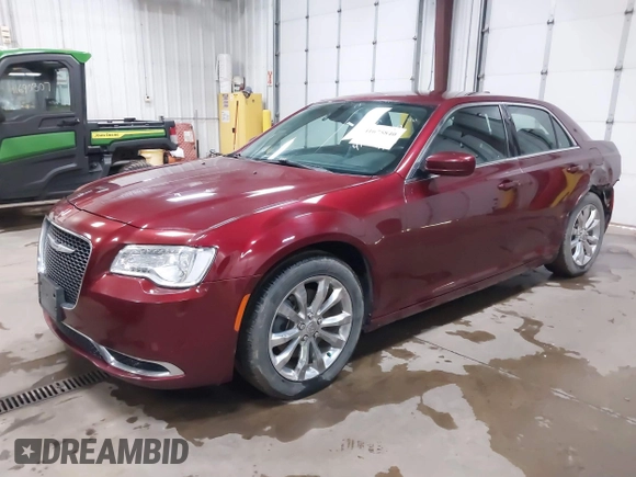 2015 Chrysler 300 Limited with VIN 2C3CCARGXFH892146, listed as a IAAI auction lot 41675840 with 60,527 mi miles. Bid and sale history available at carsss.com. Image 18.