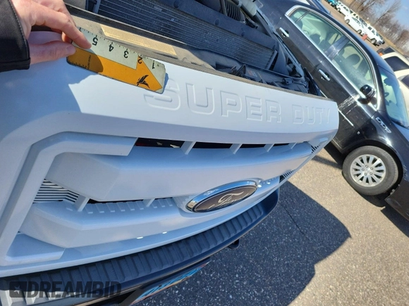 2015 Ford F-350 с VIN 1FD7X3B63FED45155, выставлен на аукционе IAAI как лот 42774167 с пробегом 96 123 миль миль и . История ставок и продаж доступна на DreamBid. Изображение 31.