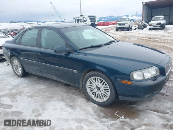 1999 Volvo S80 with VIN YV1TS90D5X1014909, listed as a IAAI auction lot 41644130 with 127,240 mi miles. Bid and sale history available at carsss.com. Image 1.
