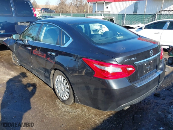 2017 Nissan Altima 2.5 SR with VIN 1N4AL3AP9HC215109, listed as a IAAI auction lot 41439222 with 114,693 mi miles. Bid and sale history available at carsss.com. Image 3.