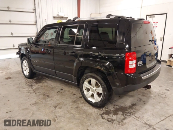 2014 Jeep Patriot Limited z VIN 1C4NJRCB0ED928766, wystawiony jako IAAI lot #42437880 z przebiegiem 135 443 mil mil oraz . Historia ofert i sprzedaży dostępna na DreamBid. Obrazek 3.