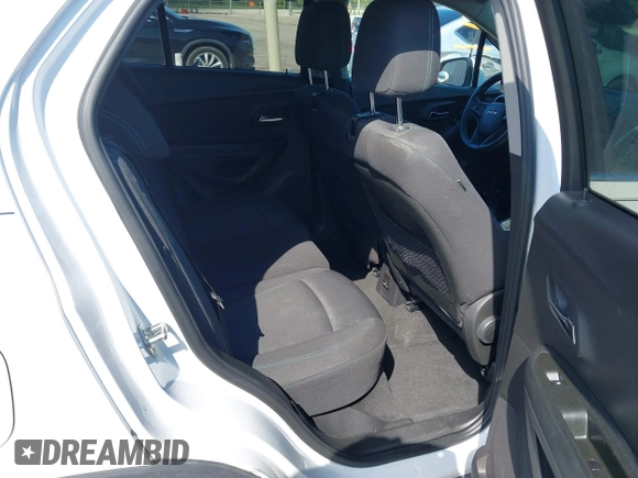 2016 Chevrolet Trax LT with VIN 3GNCJLSB5GL141743, listed as a IAAI auction lot 41795102 with 159,024 mi miles. Bid and sale history available at carsss.com. Image 8.