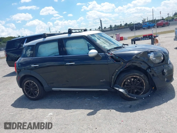 2016 MINI Countryman S z VIN WMWZC5C58GWU21536, wystawiony jako IAAI lot #41907958 z przebiegiem 83 761 mil mil oraz . Historia ofert i sprzedaży dostępna na DreamBid. Obrazek 12.