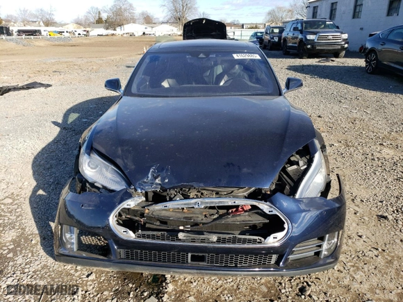 2014 Tesla Model S P85D with VIN 5YJSA1H25EFP62914, listed as a Copart auction lot 41629885 with 98,830 mi miles and Salvage Title. Bid and sale history available at carsss.com. Image 5.