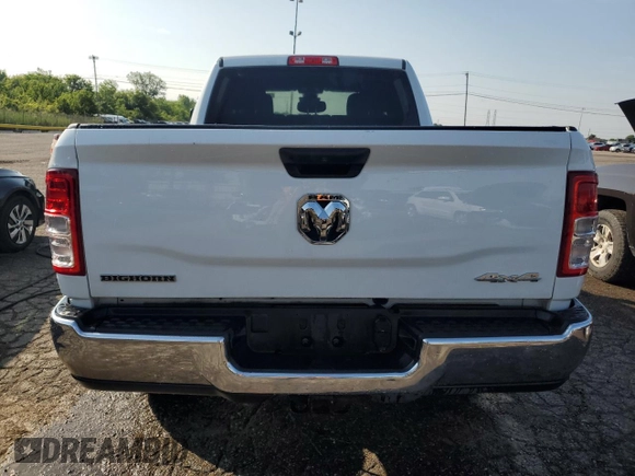 2024 Ram 2500 Big Horn z VIN 3C6UR5DL4RG244839, wystawiony jako Copart lot #61652285 z przebiegiem 36 450 mil mil oraz Czysty tytuł • Clean title. Historia ofert i sprzedaży dostępna na DreamBid. Obrazek 6.