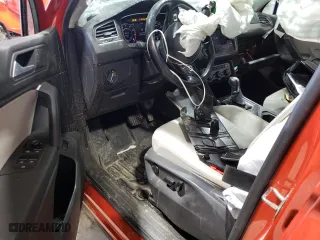2019 Volkswagen Tiguan SE with VIN 3VV2B7AX5KM052040, listed as a Copart auction lot 49528605 with 88,536 mi miles and Salvage Title. Bid and sale history available at carsss.com. Image 8.