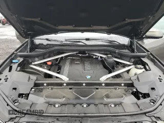 2023 BMW X6 xDrive40i z VIN 5UXCY6C03P9P48220, wystawiony jako Copart lot #51660845 z przebiegiem 24 947 mil mil oraz Szkoda całkowita • Salvage title. Historia ofert i sprzedaży dostępna na DreamBid. Obrazek 14.