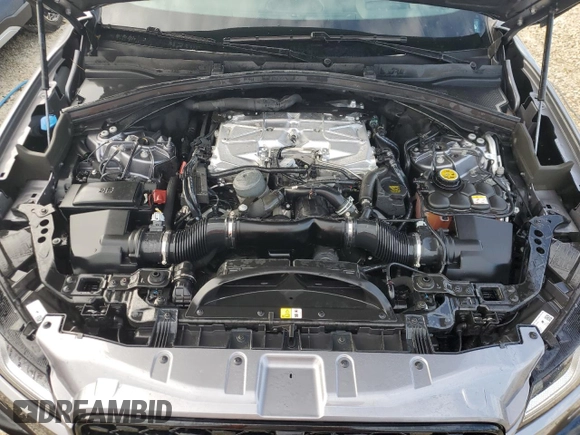 2022 Jaguar F-Pace SVR z VIN SADCZ2EE4NA702878, wystawiony jako Copart lot #74293144 z przebiegiem Nie podano mil oraz Szkoda całkowita • Salvage title. Historia ofert i sprzedaży dostępna na DreamBid. Obrazek 12.