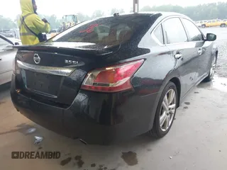 2013 Nissan Altima SV z VIN 1N4BL3AP1DC160671, wystawiony jako IAAI lot #42219112 z przebiegiem 211 825 mil mil oraz . Historia ofert i sprzedaży dostępna na DreamBid. Obrazek 4.