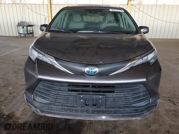 2023 Toyota Sienna LE with VIN 5TDBRKEC5PS179124, listed as a Copart auction lot 49717115 with Not provided miles and Salvage title. Bid and sale history available at DreamBid. Image 5.