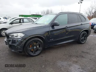 2015 BMW X5 xDrive35i z VIN 5UXKR0C59F0K65982, wystawiony jako IAAI lot #41827942 z przebiegiem 81 019 mil mil oraz . Historia ofert i sprzedaży dostępna na DreamBid. Obrazek 18.