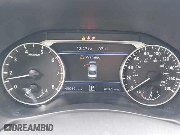 2019 Nissan Altima SR with VIN 1N4AL4CVXKC226595, listed as a IAAI auction lot 41895582 with 45,019 mi miles and . Bid and sale history available at carsss.com. Image 7.