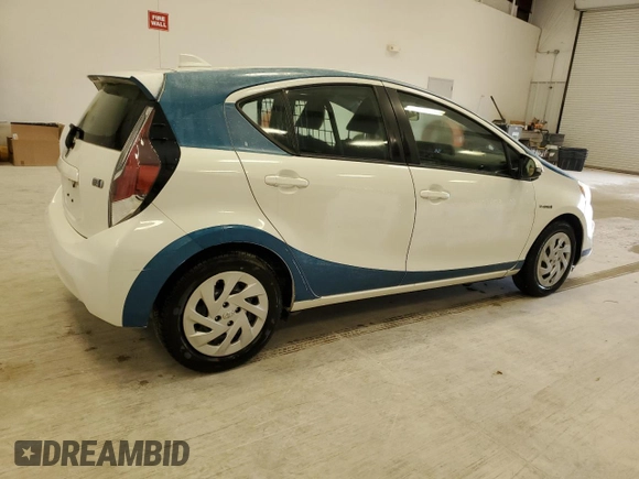 2016 Toyota Prius One with VIN JTDKDTB37G1121943, listed as a Copart auction lot 53102395 with 105,184 mi miles and Clean Title. Bid and sale history available at carsss.com. Image 3.