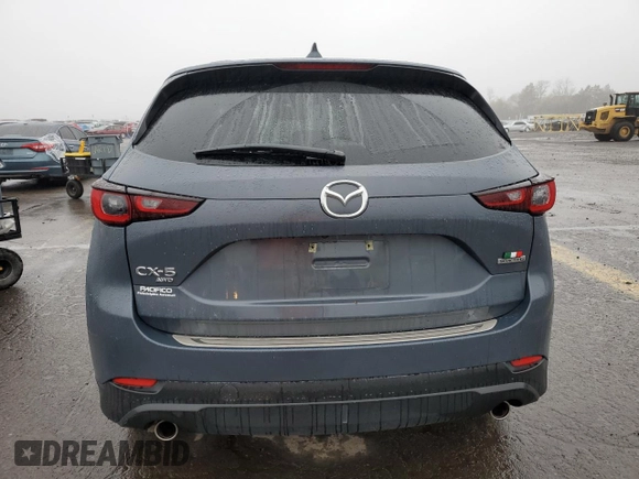 2024 Mazda CX-5 S Carbon Edition z VIN JM3KFBCM6R0367121, wystawiony jako Copart lot #51570125 z przebiegiem 49 762 mil mil oraz Szkody całkowita. Historia ofert i sprzedaży dostępna na DreamBid. Obrazek 6.