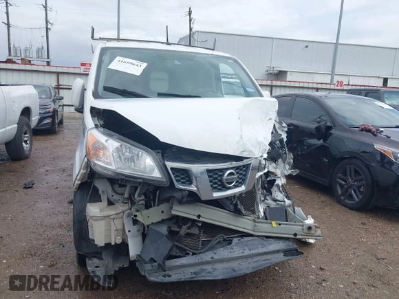 2018 Nissan NV200 SV z VIN 3N6CM0KN3JK693485, wystawiony jako IAAI lot #41699643 z przebiegiem Nie podano mil oraz . Historia ofert i sprzedaży dostępna na DreamBid. Obrazek 13.