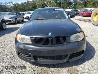2008 BMW 1 Series 135i with VIN WBAUC73558VF24221, listed as a Copart auction lot 77442894 with 147,335 mi miles and Clean Title. Bid and sale history available at carsss.com. Image 5.
